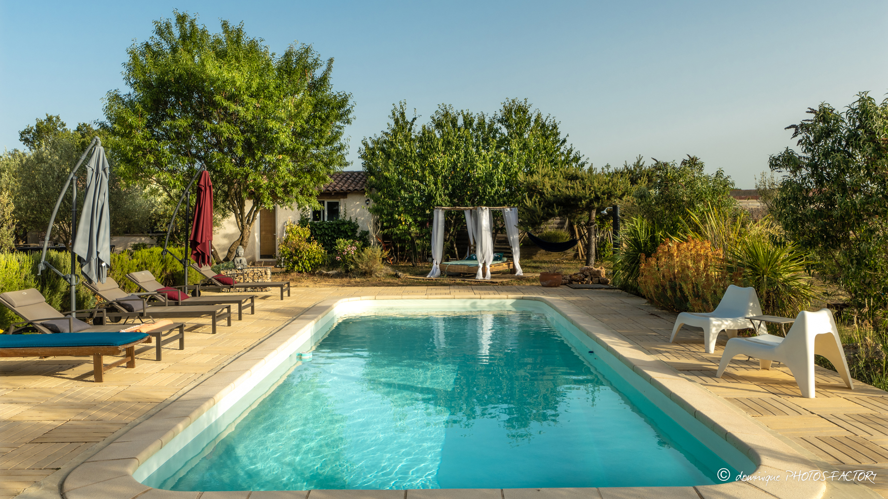 La Petite Maison de Noémie | La Piscine